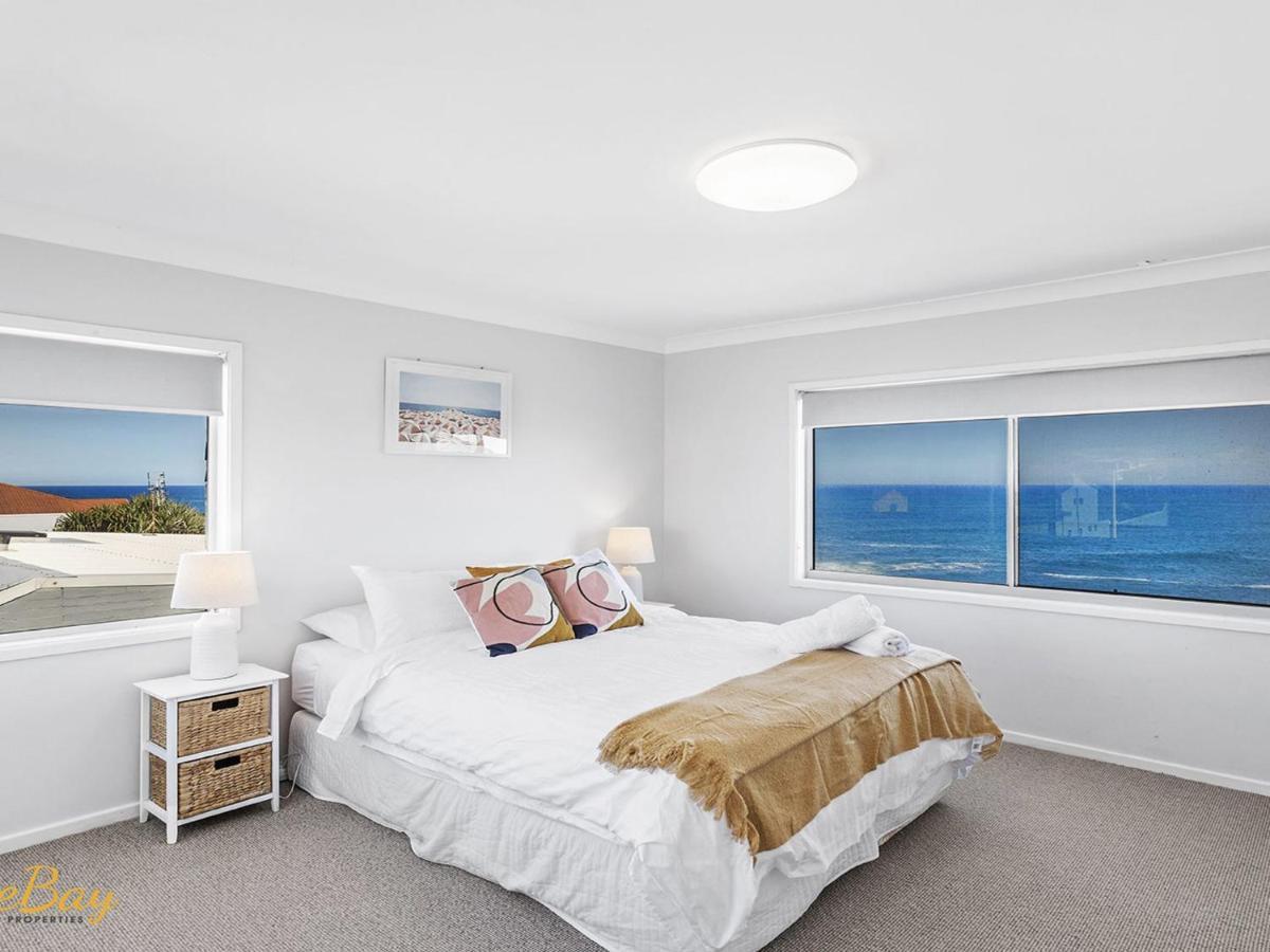Elanora Ocean St No 8 Holiday home *