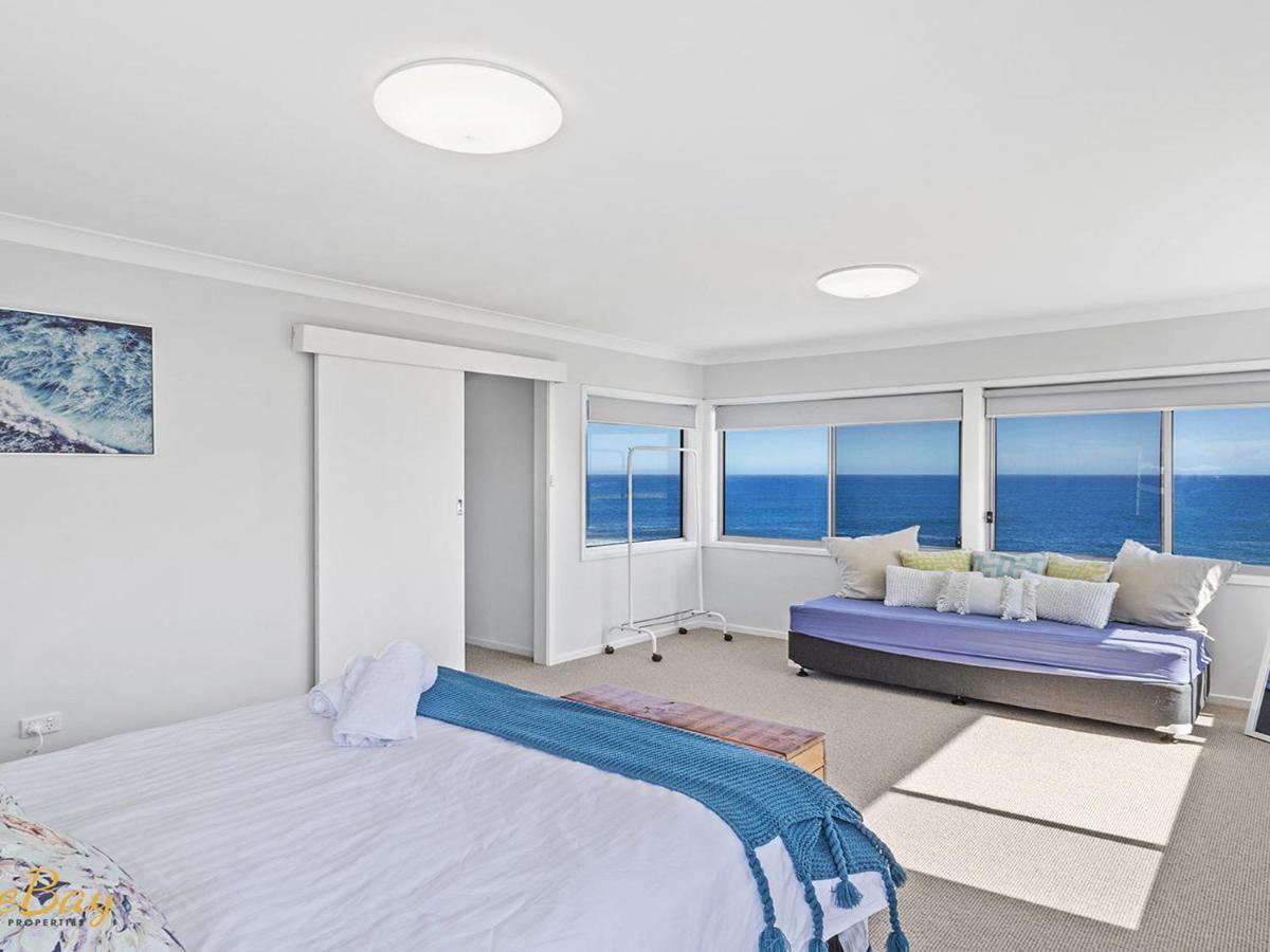 Elanora Ocean St No 8 Holiday home *